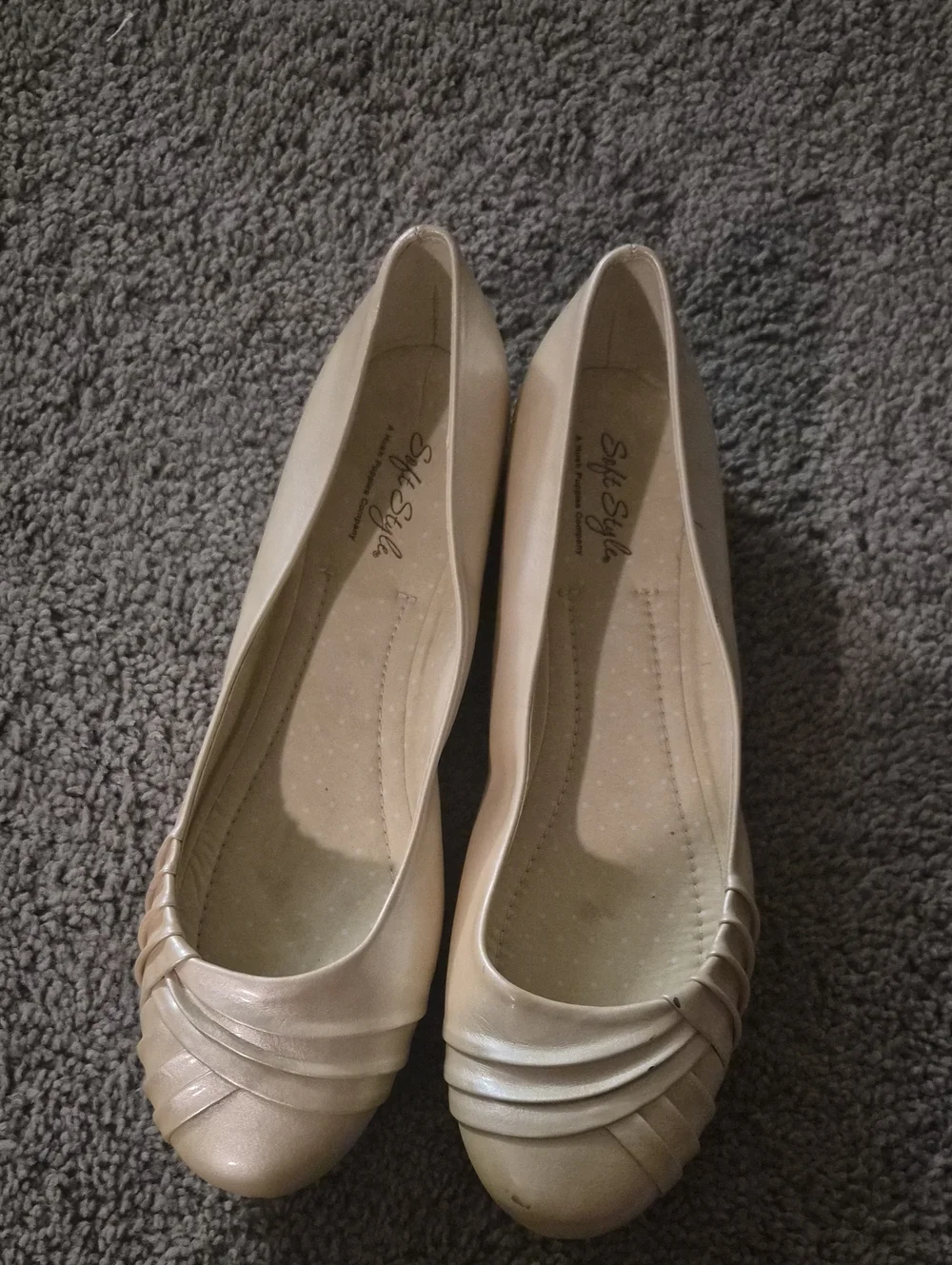 Skechers Nude Slip-On Women’s Pleated Ballet Flats